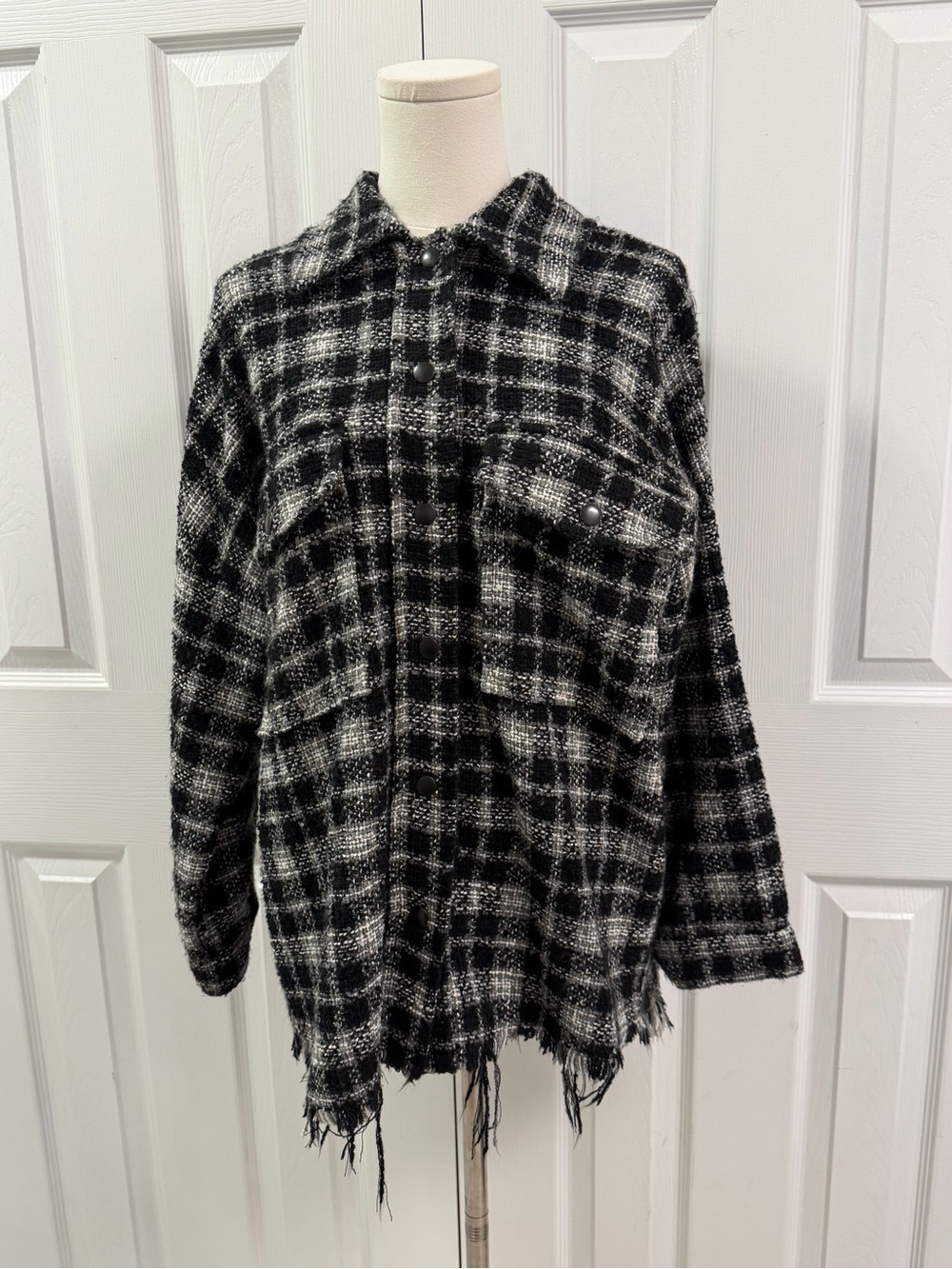 Zara Plaid Fringe Shacket Overshirt Black White Size M